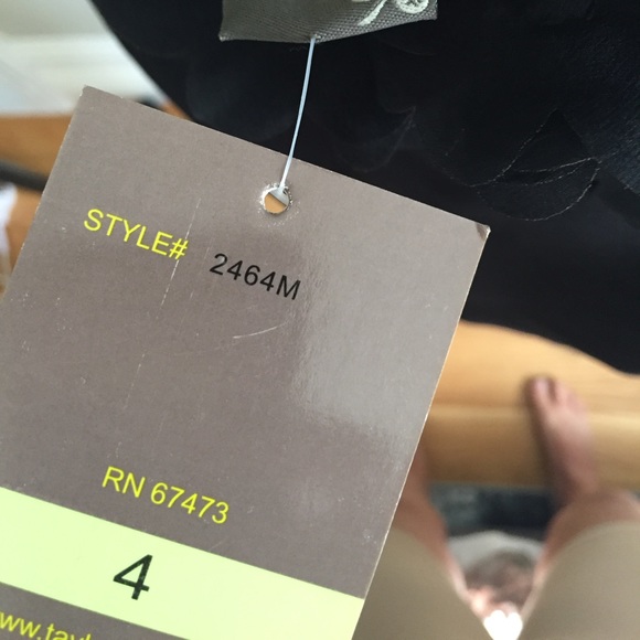 NWT Taylor Silk One Sleeve Black Dress - Picture 6 of 7